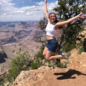 Meet your Posher, Geneva